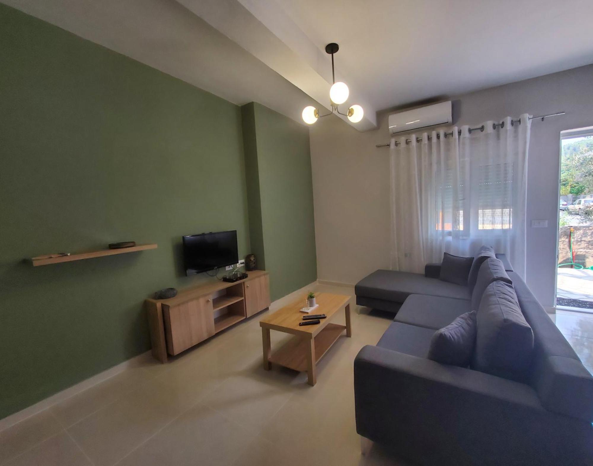 Twins Apartment Përmet エクステリア 写真