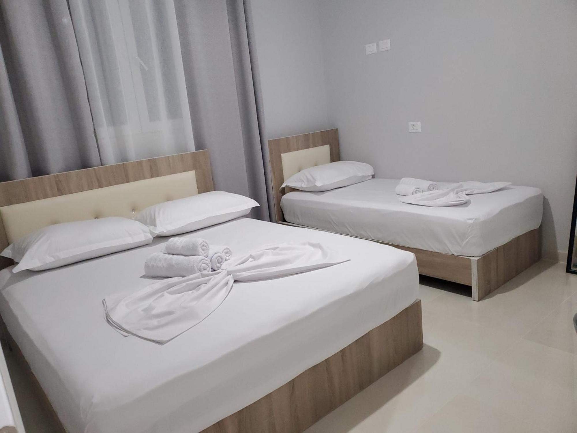 Twins Apartment Përmet 部屋 写真